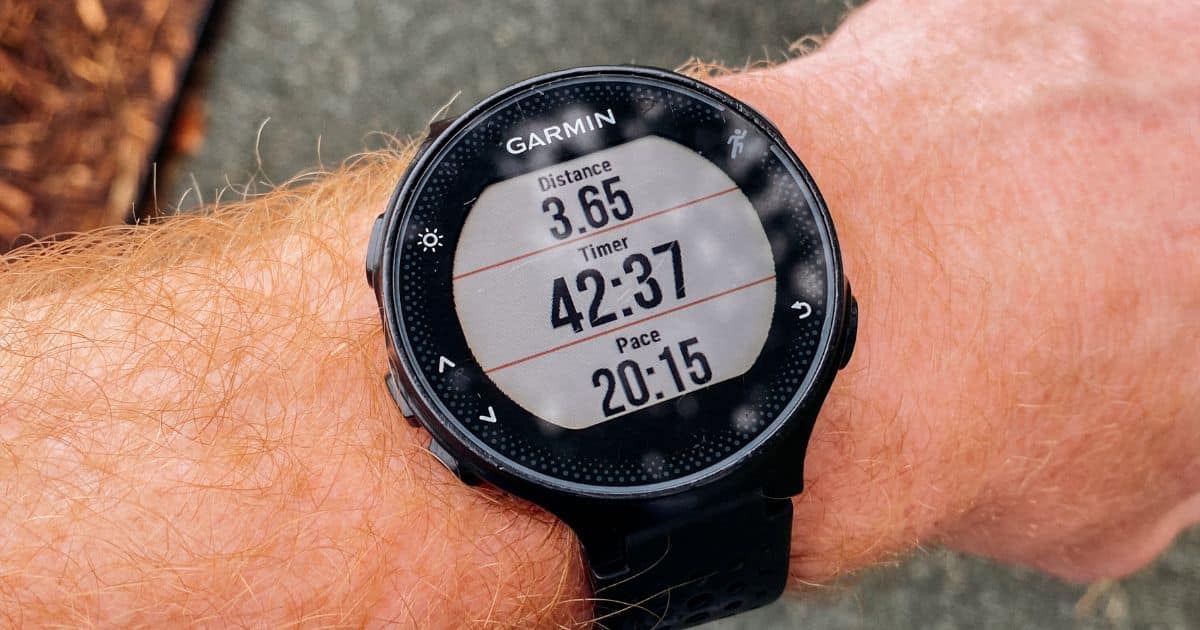 Montre connectée ou GPS, quelle différence pour le sport outdoor ? 3 Montre garmin pour courir