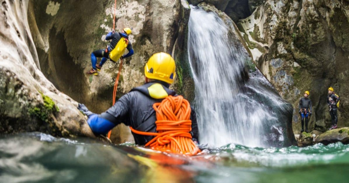 Canyoning près de Montpellier : simple loisir ou véritable montée d’adrénaline garantie ? 2 Canyoning a proximité de Montpellier