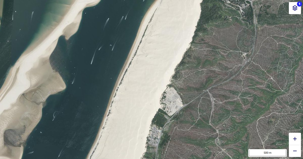 Photographie aérienne de la dune du Pilat entre le bassin d’Arcachon et la forêt landaise, sur cartes.gouv.fr