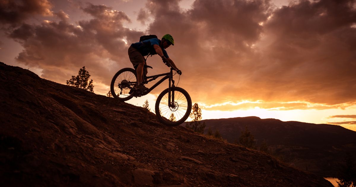 Pneus VTT : ce que j’ai appris après des années sur les sentiers 4 adhérence des pneus VTT